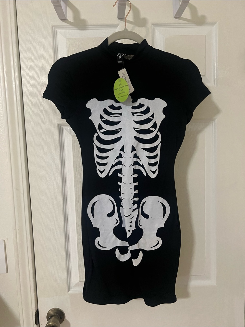Black Skeleton Graphic Short Sleeve dress